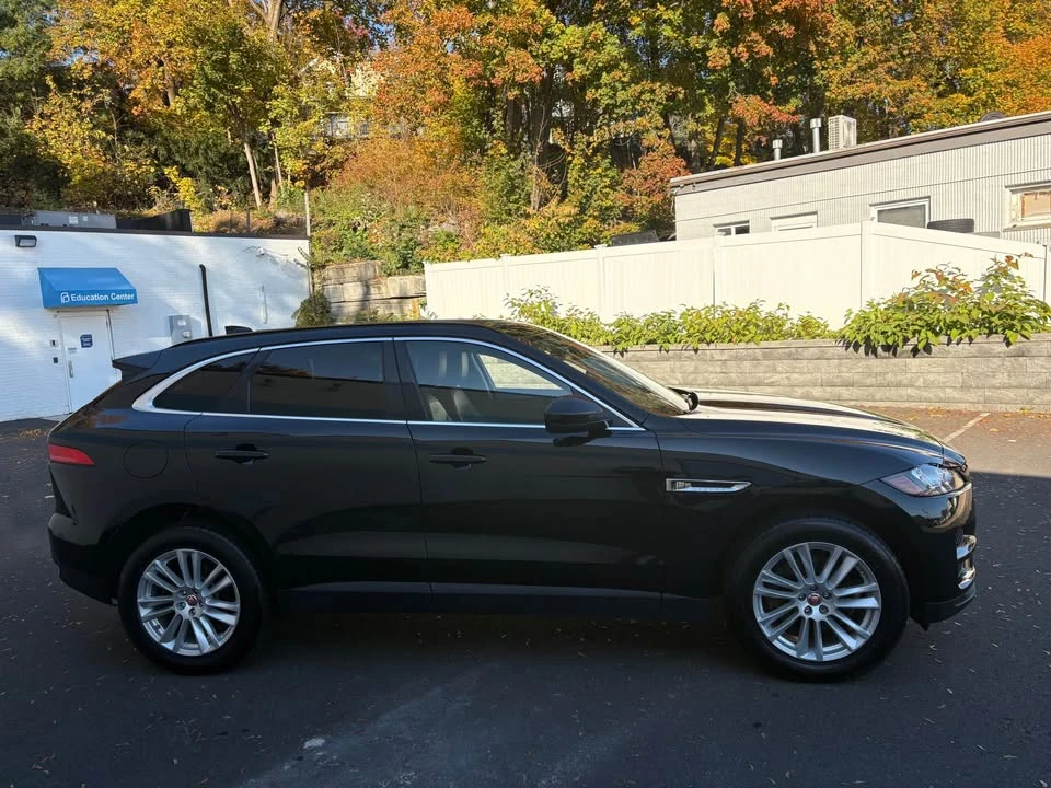 2018 Jaguar F-Pace - Image 5 of 20