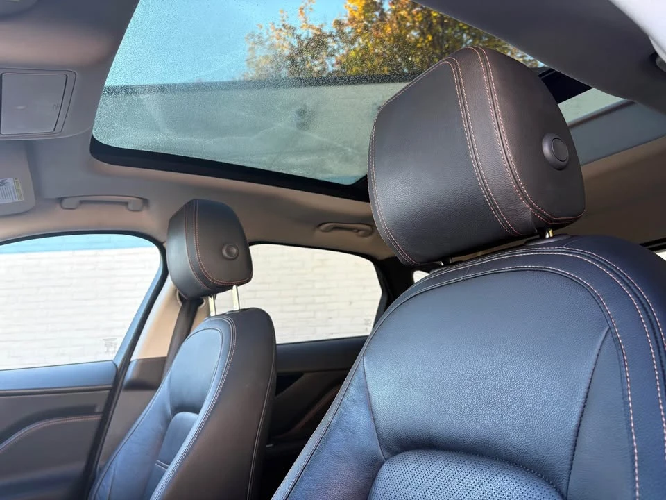 2018 Jaguar F-Pace - Image 18 of 20