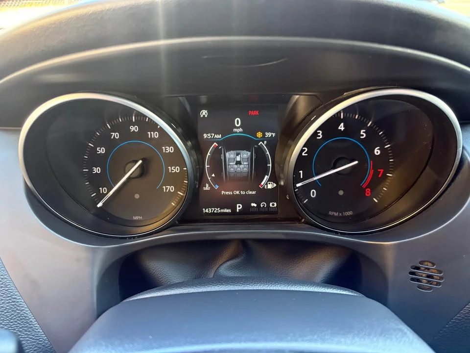 2018 Jaguar F-Pace - Image 15 of 20