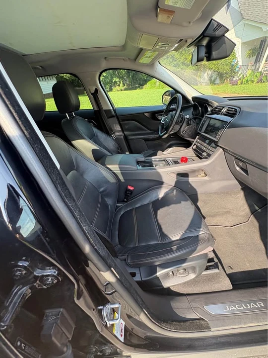 2018 Jaguar F-Pace - Image 3 of 12