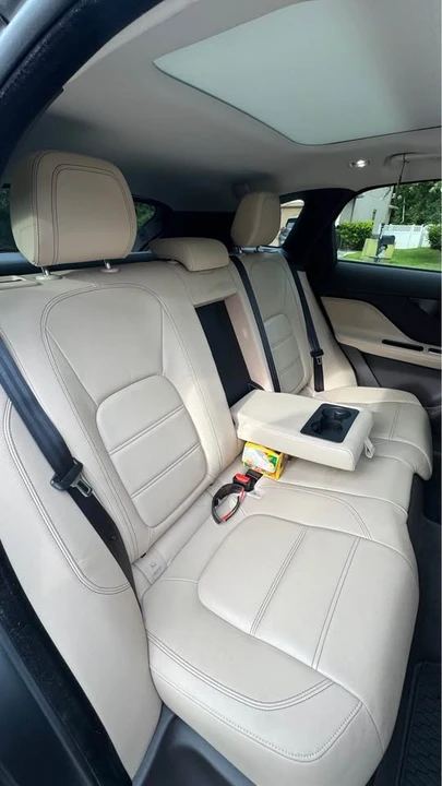 2018 Jaguar F-Pace - Image 15 of 19