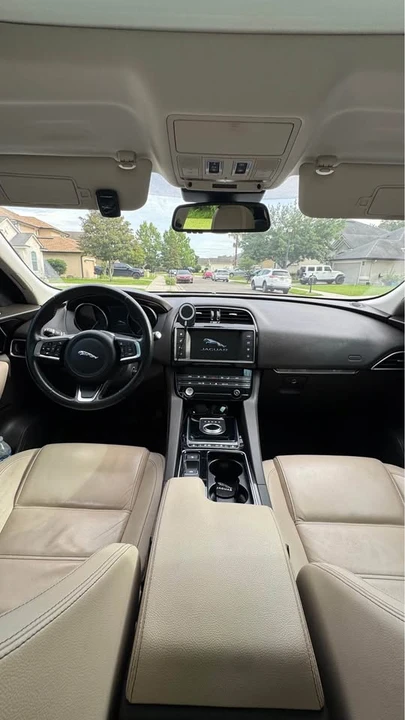 2018 Jaguar F-Pace - Image 19 of 19
