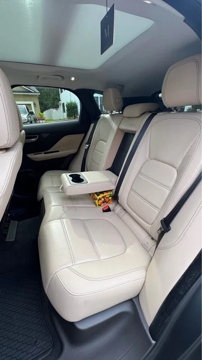 2018 Jaguar F-Pace - Image 18 of 19