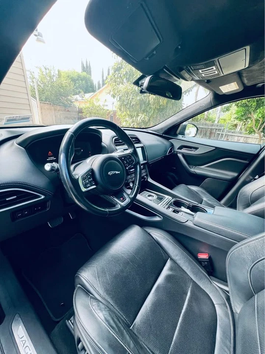 2018 Jaguar F-Pace - Image 8 of 14
