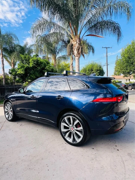 2018 Jaguar F-Pace - Image 13 of 14