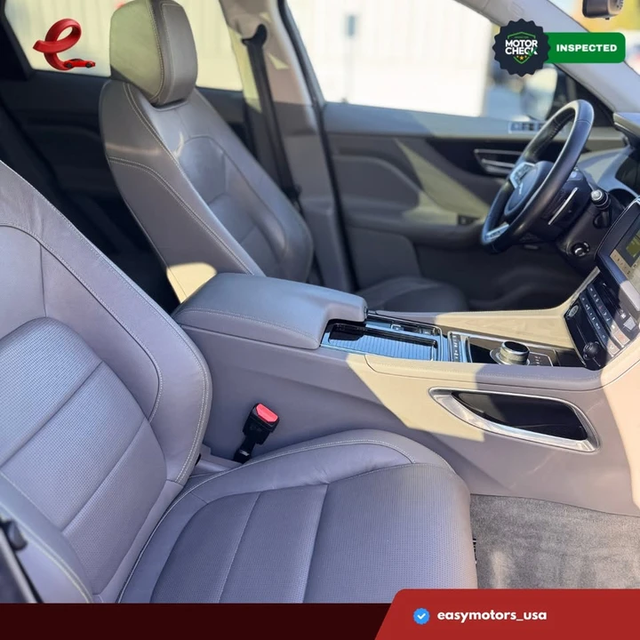 2018 Jaguar F-Pace - Image 15 of 18