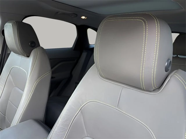 2018 Jaguar F-Pace - Image 8 of 20