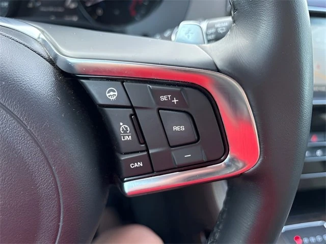 2018 Jaguar F-Pace - Image 11 of 20