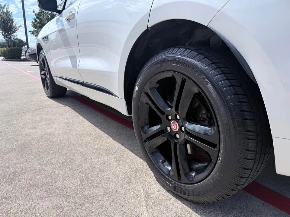 2018 Jaguar F-Pace - Image 9 of 9