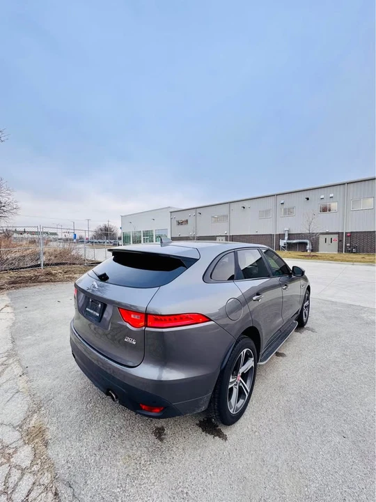 2018 Jaguar F-Pace - Image 3 of 21