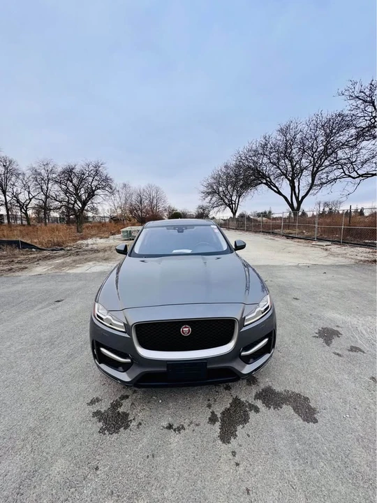 2018 Jaguar F-Pace - Image 8 of 21