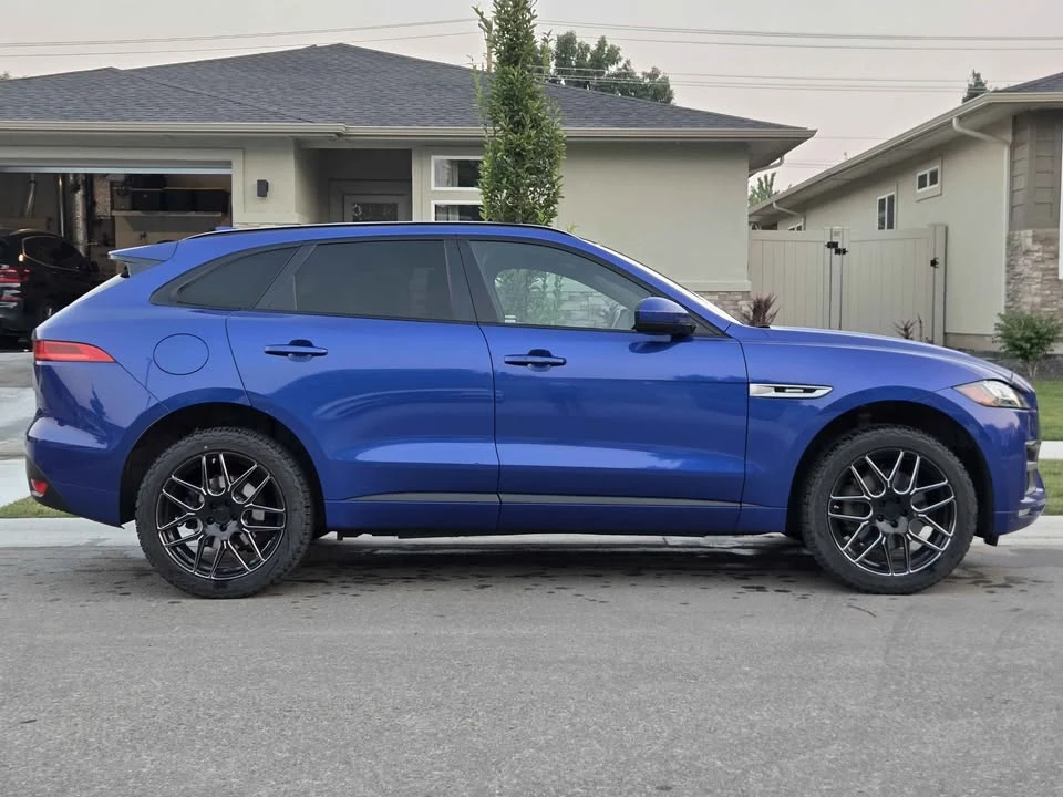 2018 Jaguar F-Pace - Image 3 of 13