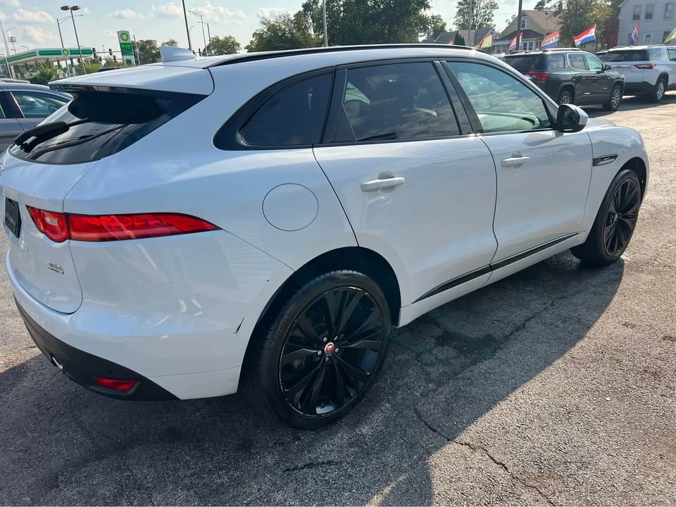 2018 Jaguar F-Pace - Image 5 of 13