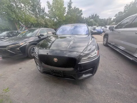 2018 Jaguar F-PACE 30t R-Sport SUV 4D