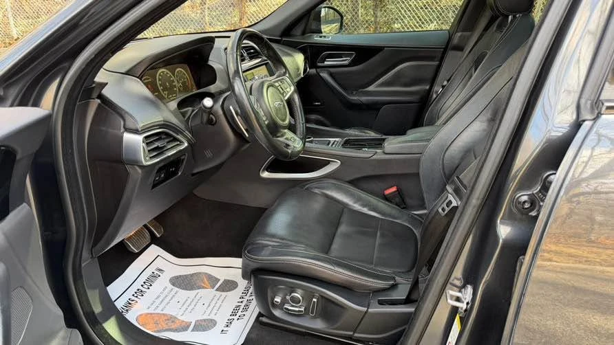 2018 Jaguar F-Pace - Image 7 of 8