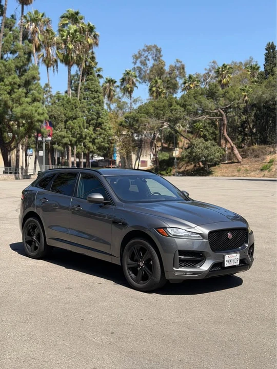 2018 Jaguar F-Pace - Image 3 of 18