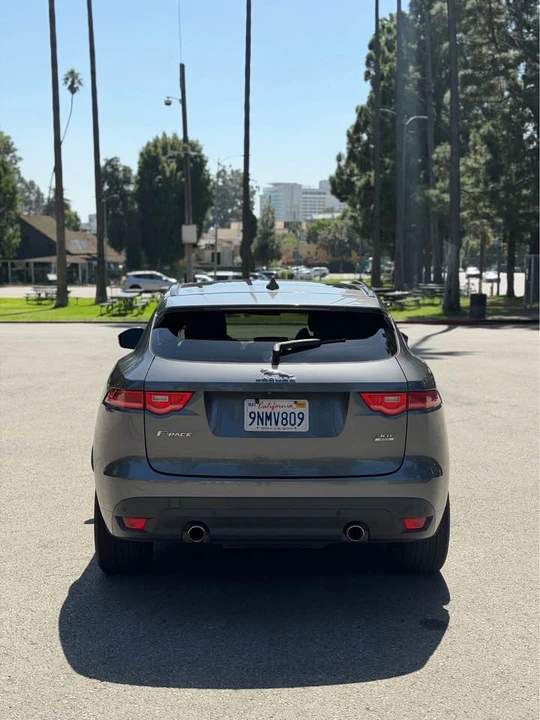 2018 Jaguar F-Pace - Image 6 of 18