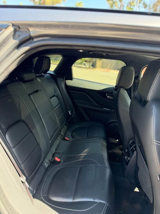 2018 Jaguar F-Pace - Image 15 of 18