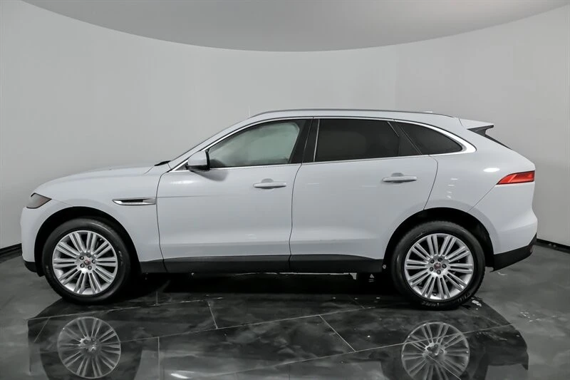 2018 Jaguar F-Pace - Image 7 of 12