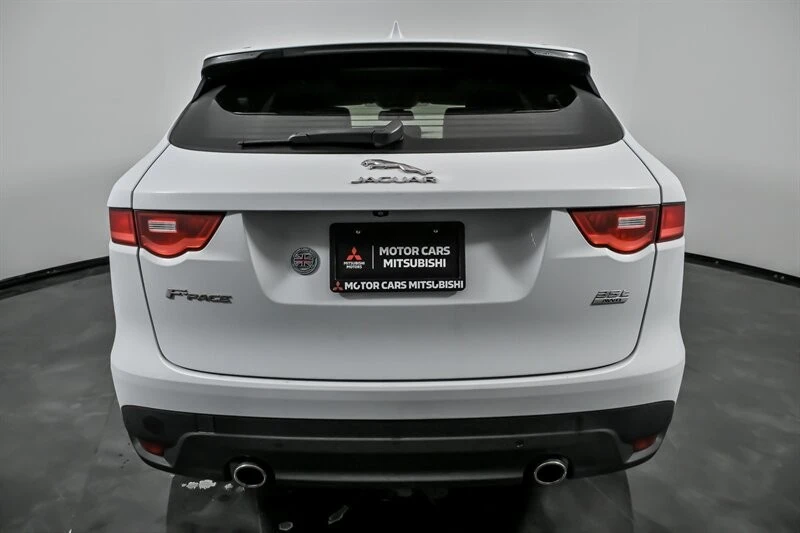 2018 Jaguar F-Pace - Image 10 of 12