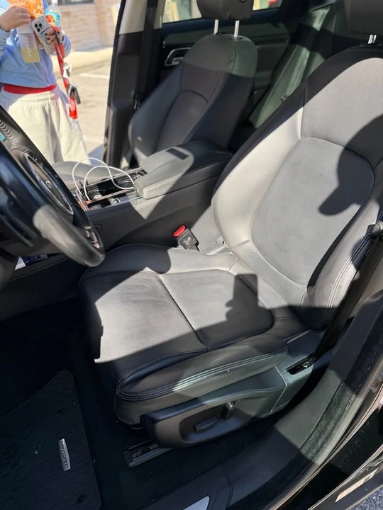 2018 Jaguar F-Pace - Image 13 of 17
