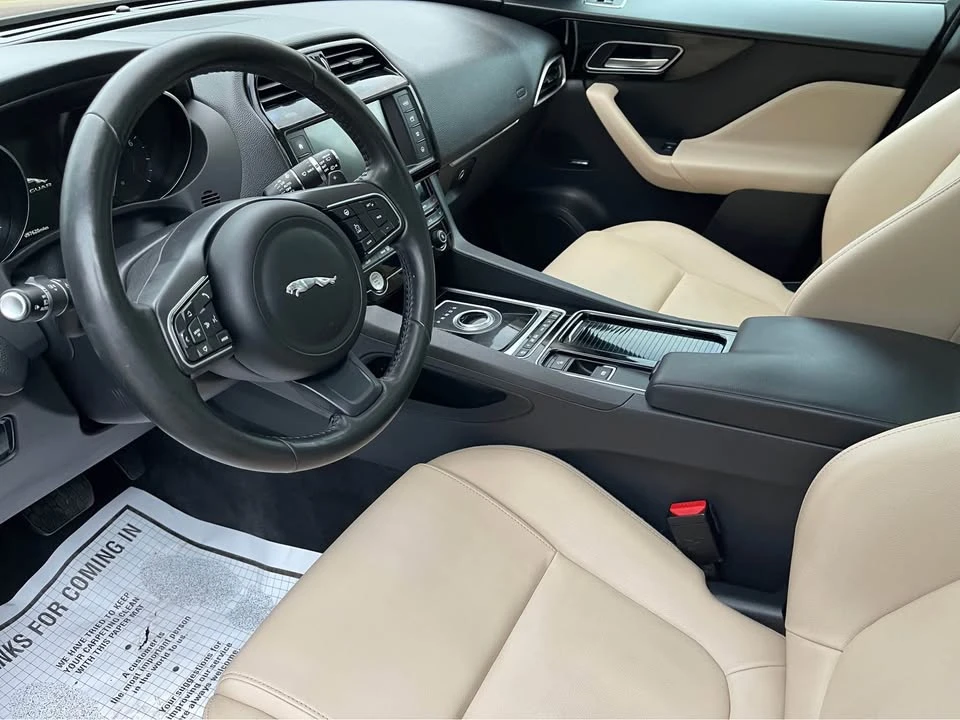 2018 Jaguar F-Pace - Image 11 of 20