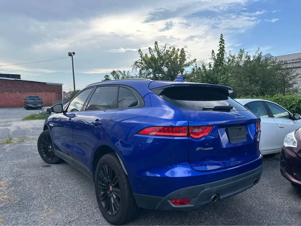 2018 Jaguar F-Pace - Image 4 of 10