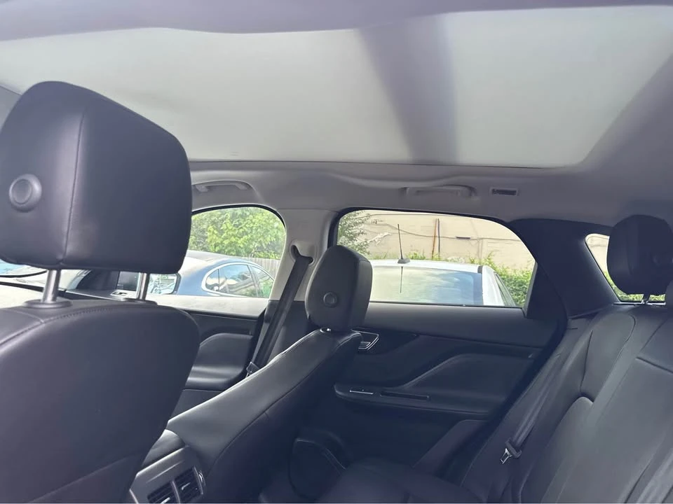 2018 Jaguar F-Pace - Image 6 of 10