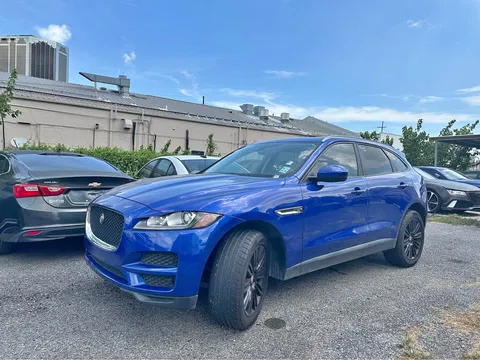 2018 Jaguar F-PACE 35t Premium Sport Utility 4D