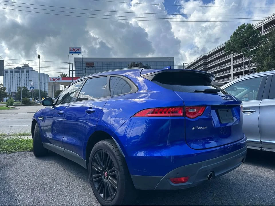 2018 Jaguar F-Pace - Image 2 of 3