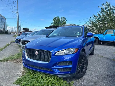 2018 Jaguar F-PACE 35t Premium Sport Utility 4D