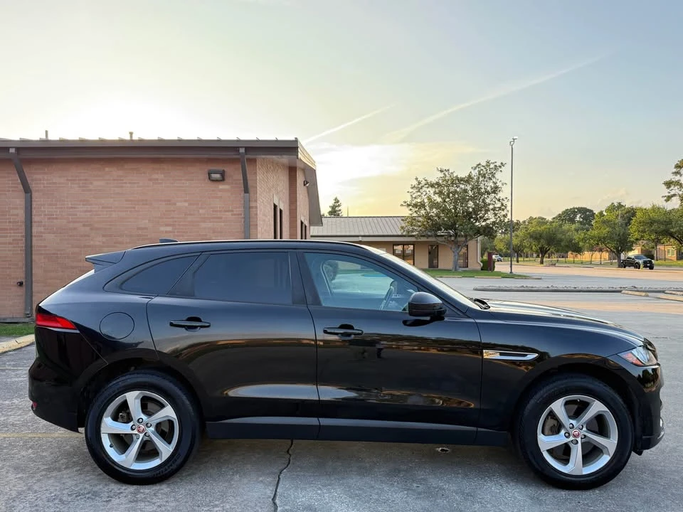 2018 Jaguar F-Pace - Image 6 of 18