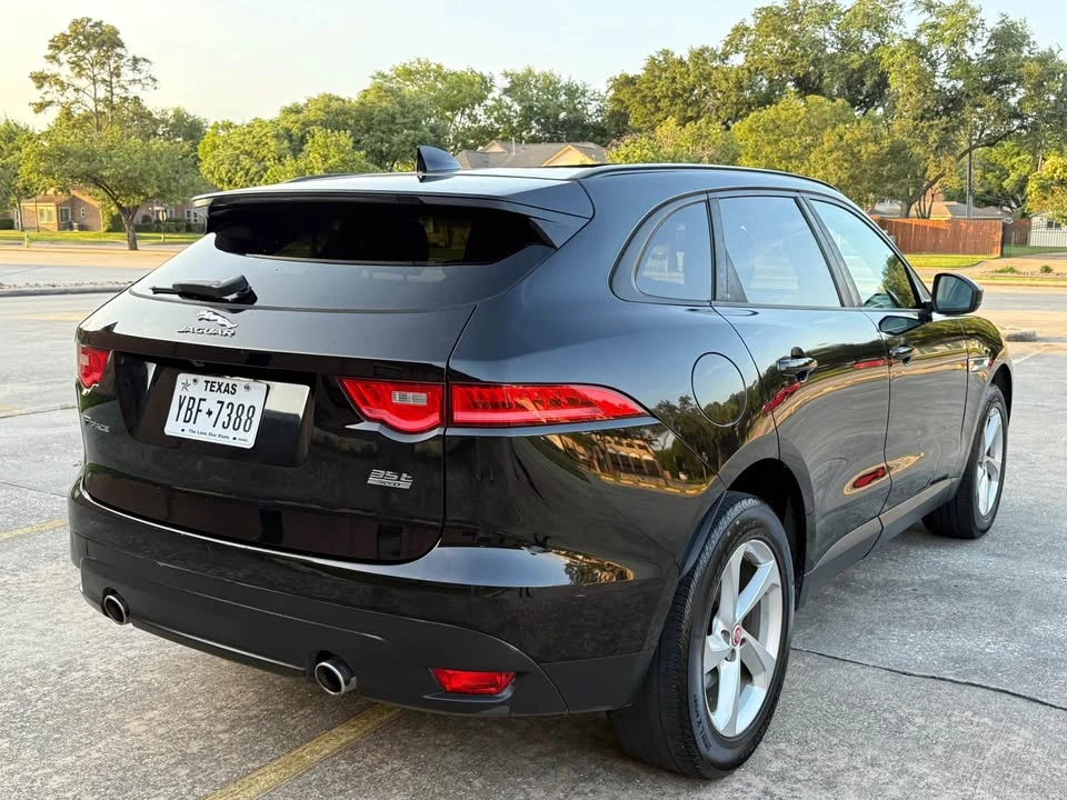 2018 Jaguar F-Pace - Image 5 of 18