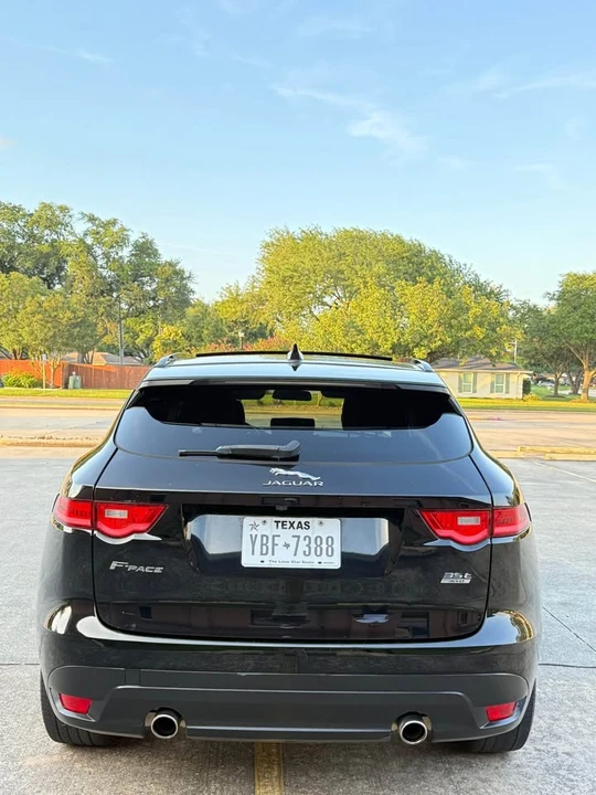 2018 Jaguar F-Pace - Image 4 of 18