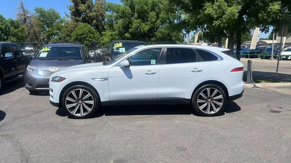 2018 Jaguar F-Pace - Image 3 of 20
