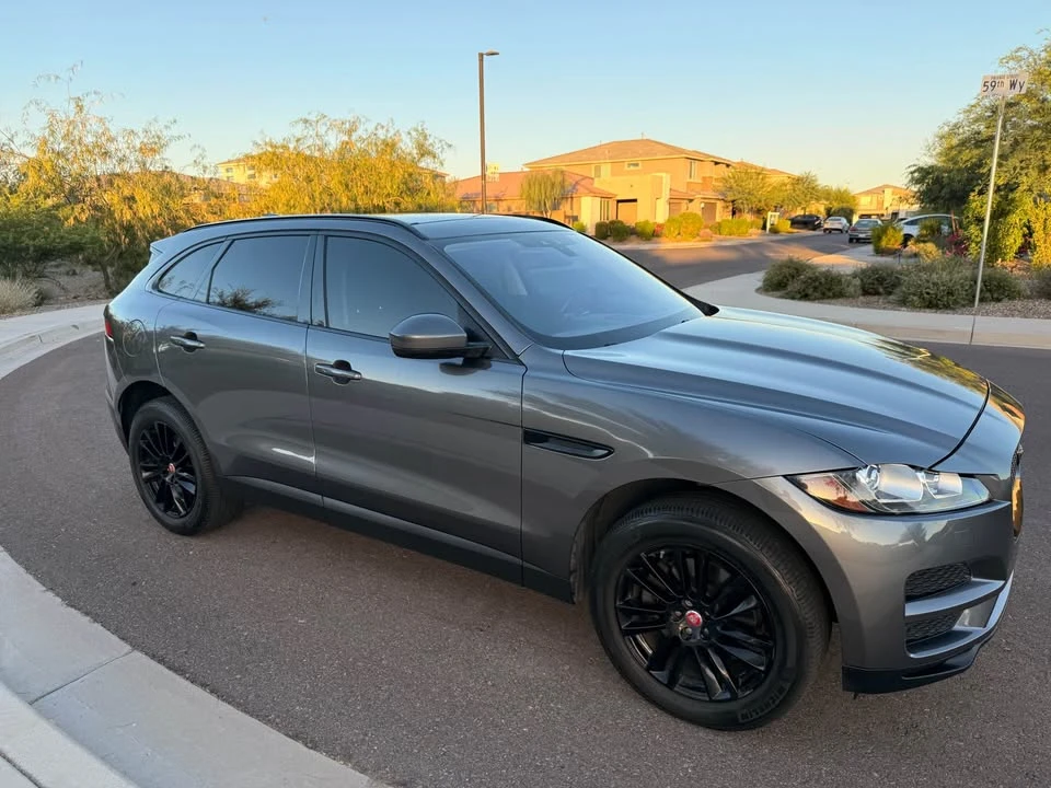 2018 Jaguar F-Pace - Image 2 of 21