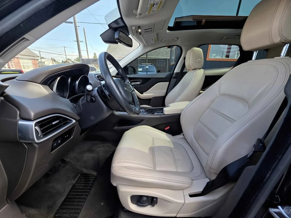 2018 Jaguar F-Pace - Image 9 of 20