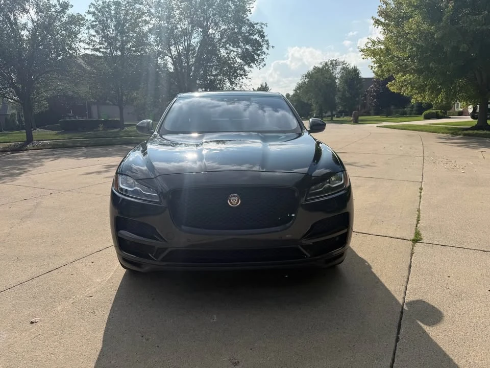 2018 Jaguar F-Pace - Image 2 of 5