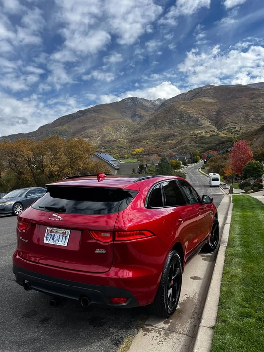 2018 Jaguar F-Pace - Image 2 of 20