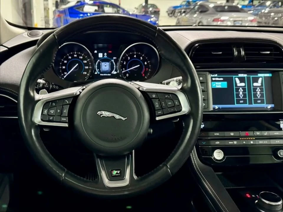2018 Jaguar F-Pace - Image 17 of 20