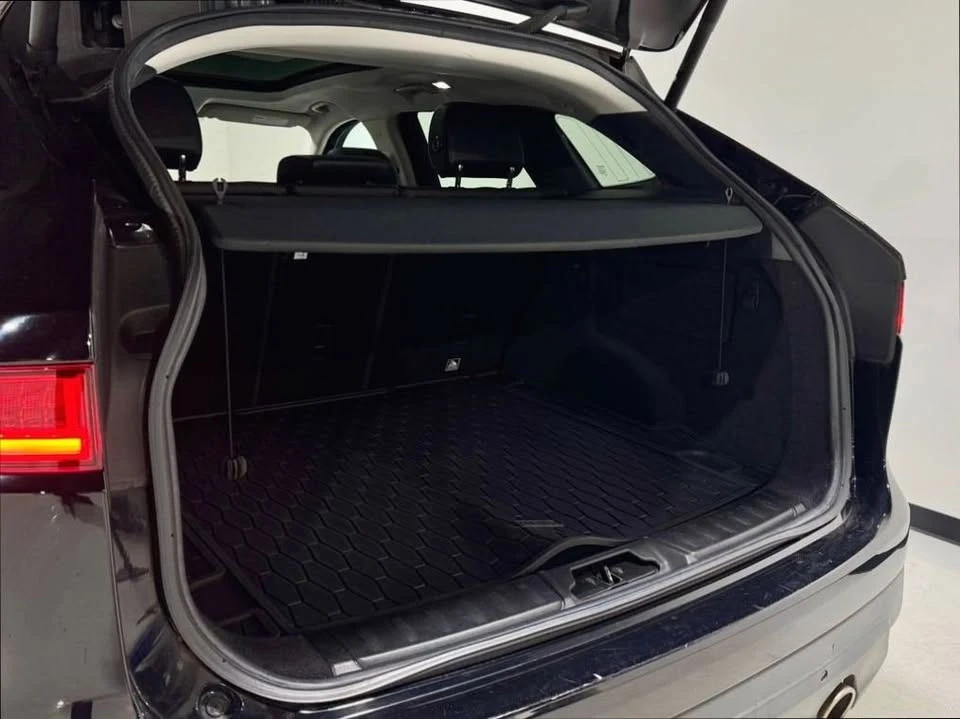 2018 Jaguar F-Pace - Image 10 of 20