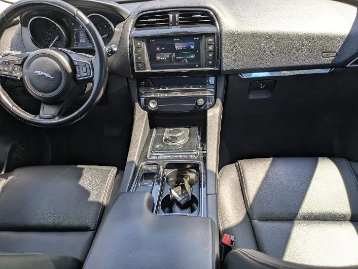 2018 Jaguar F-Pace - Image 12 of 19