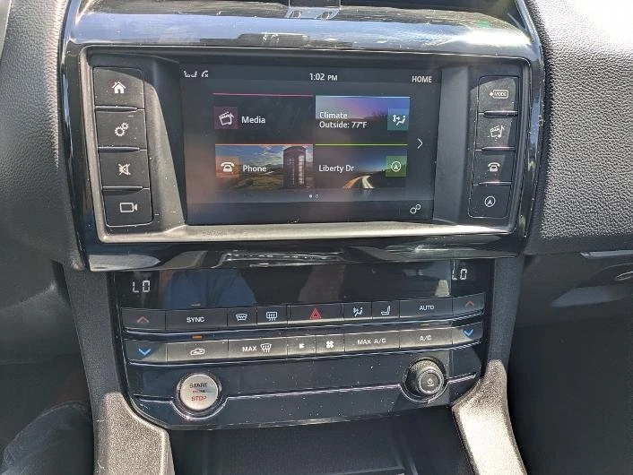 2018 Jaguar F-Pace - Image 18 of 19