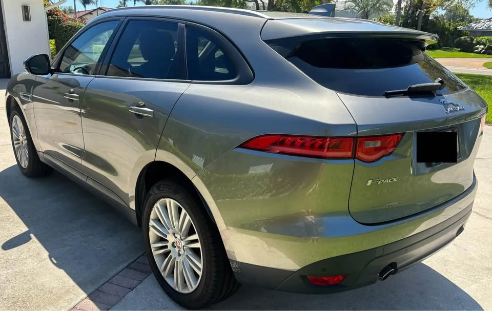 2018 Jaguar F-Pace - Image 5 of 10