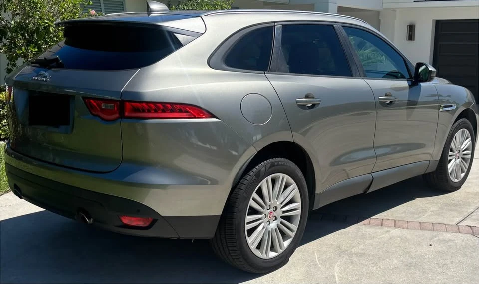2018 Jaguar F-Pace - Image 3 of 10