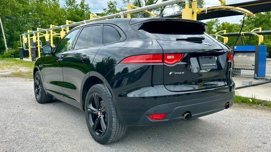 2018 Jaguar F-Pace - Image 18 of 20