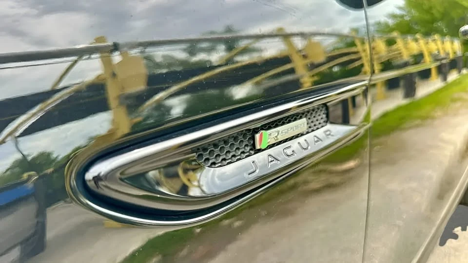 2018 Jaguar F-Pace - Image 16 of 20