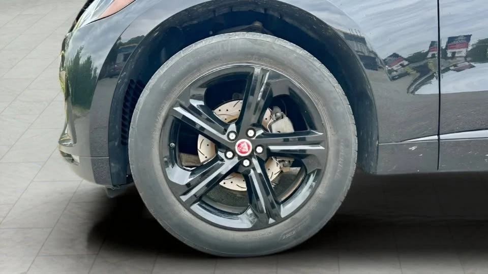 2018 Jaguar F-Pace - Image 13 of 20