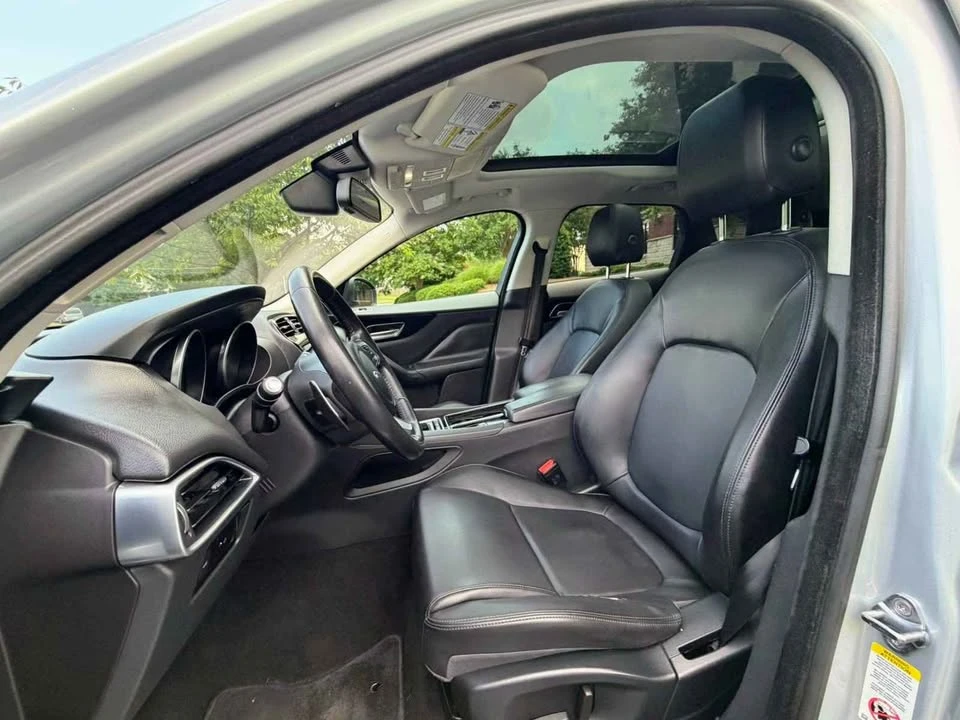 2018 Jaguar F-Pace - Image 11 of 17