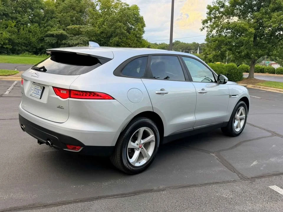 2018 Jaguar F-Pace - Image 4 of 17